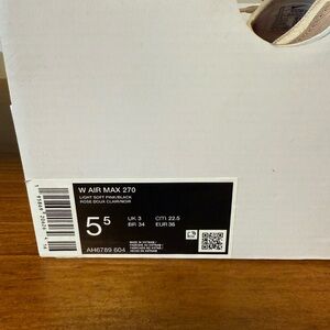 Nike Air Max 270 in Light Soft Pink and Black